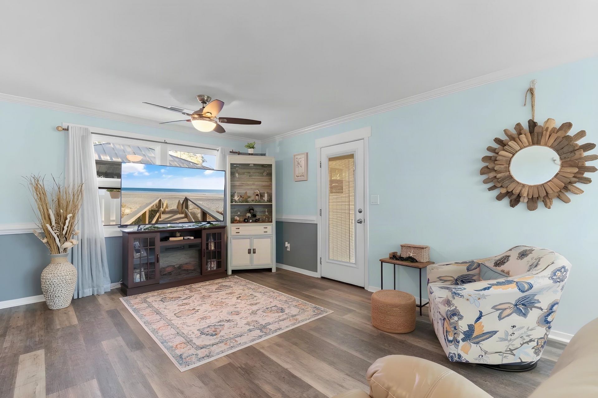 735 Yellowwood Ave.  Photo 7