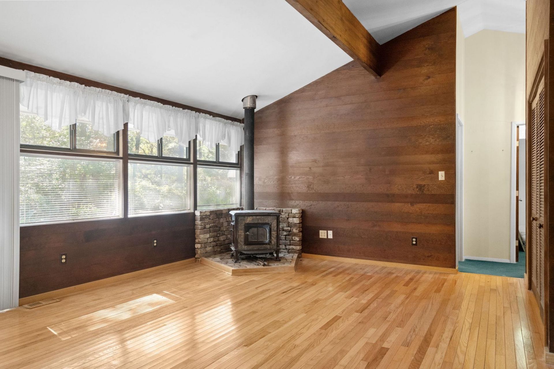 275 Cherry Ln.  Photo 13