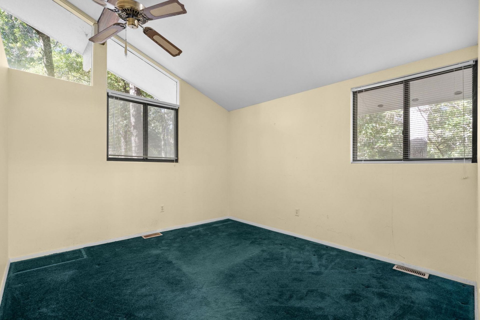 275 Cherry Ln.  Photo 28