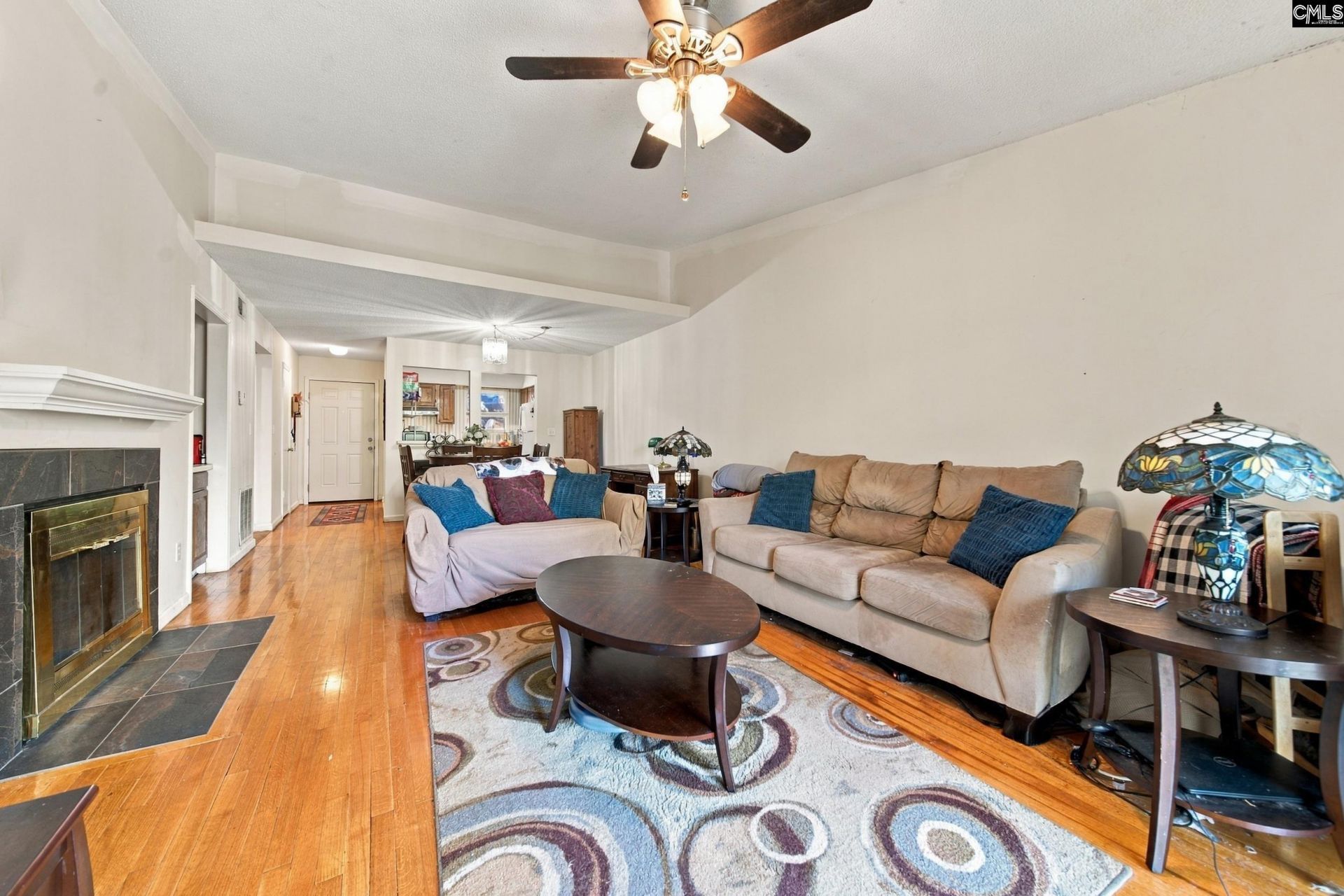 135 Edgewater Lane  Photo 8