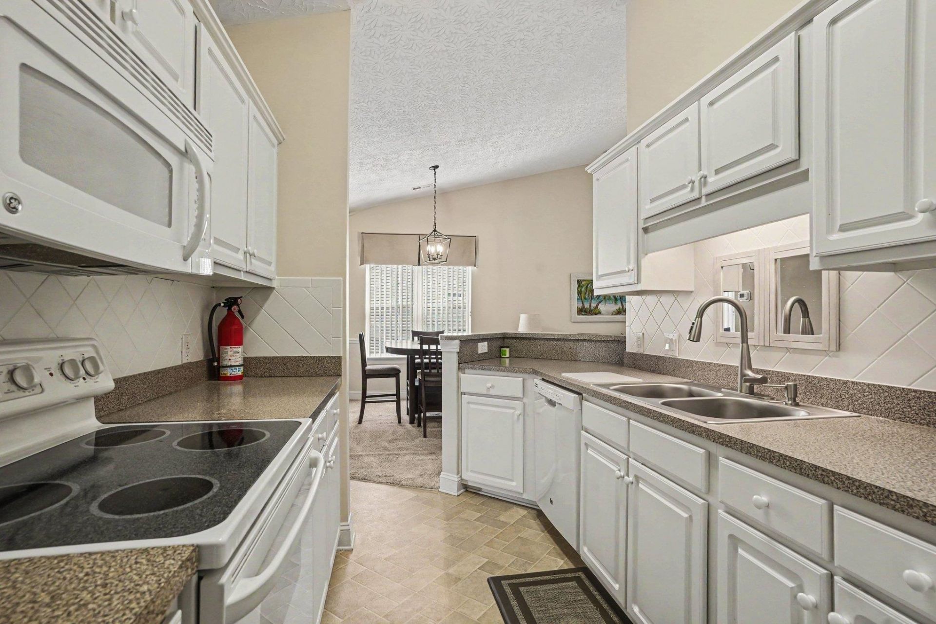 875 Palmetto Trail  Photo 11