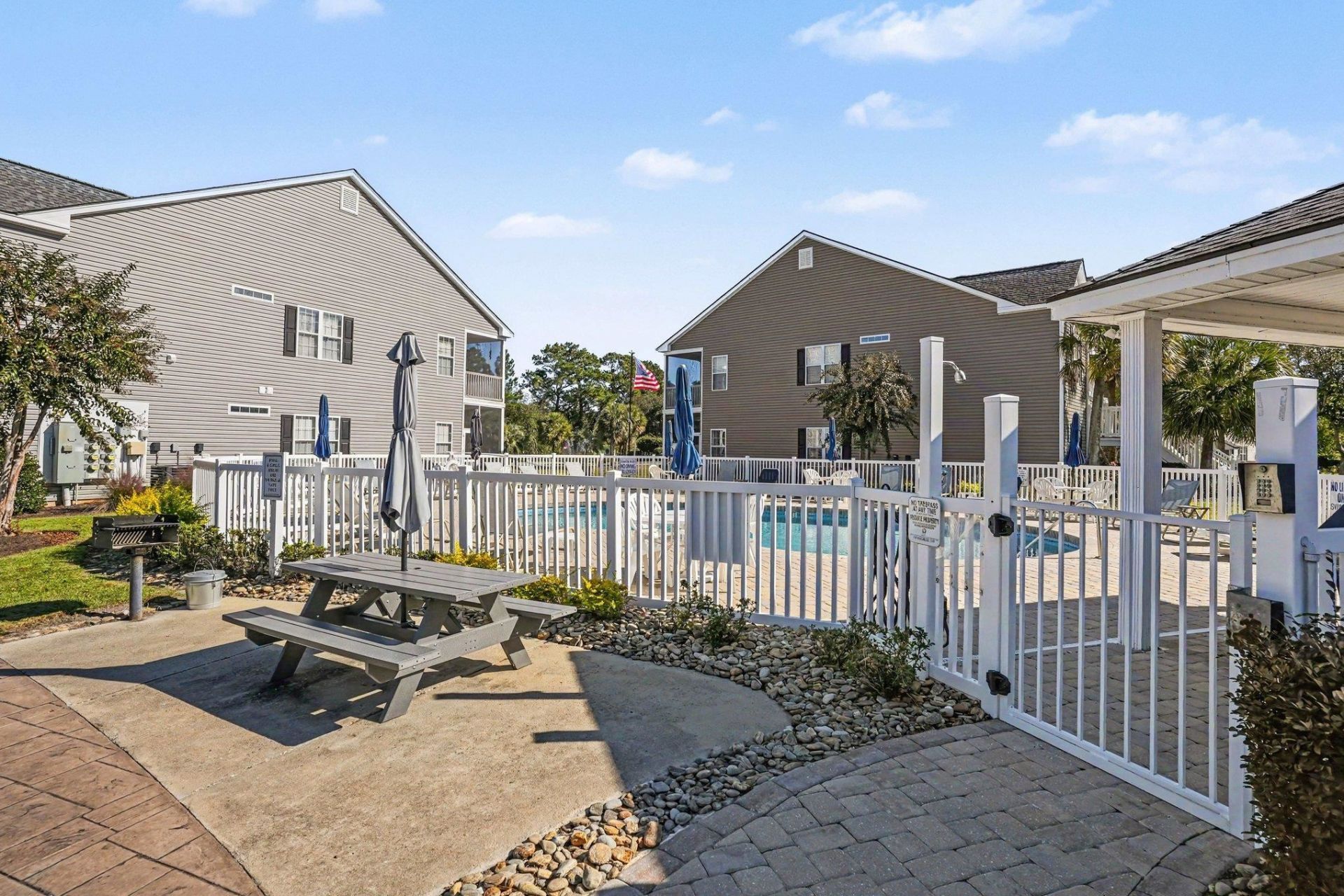 875 Palmetto Trail  Photo 32