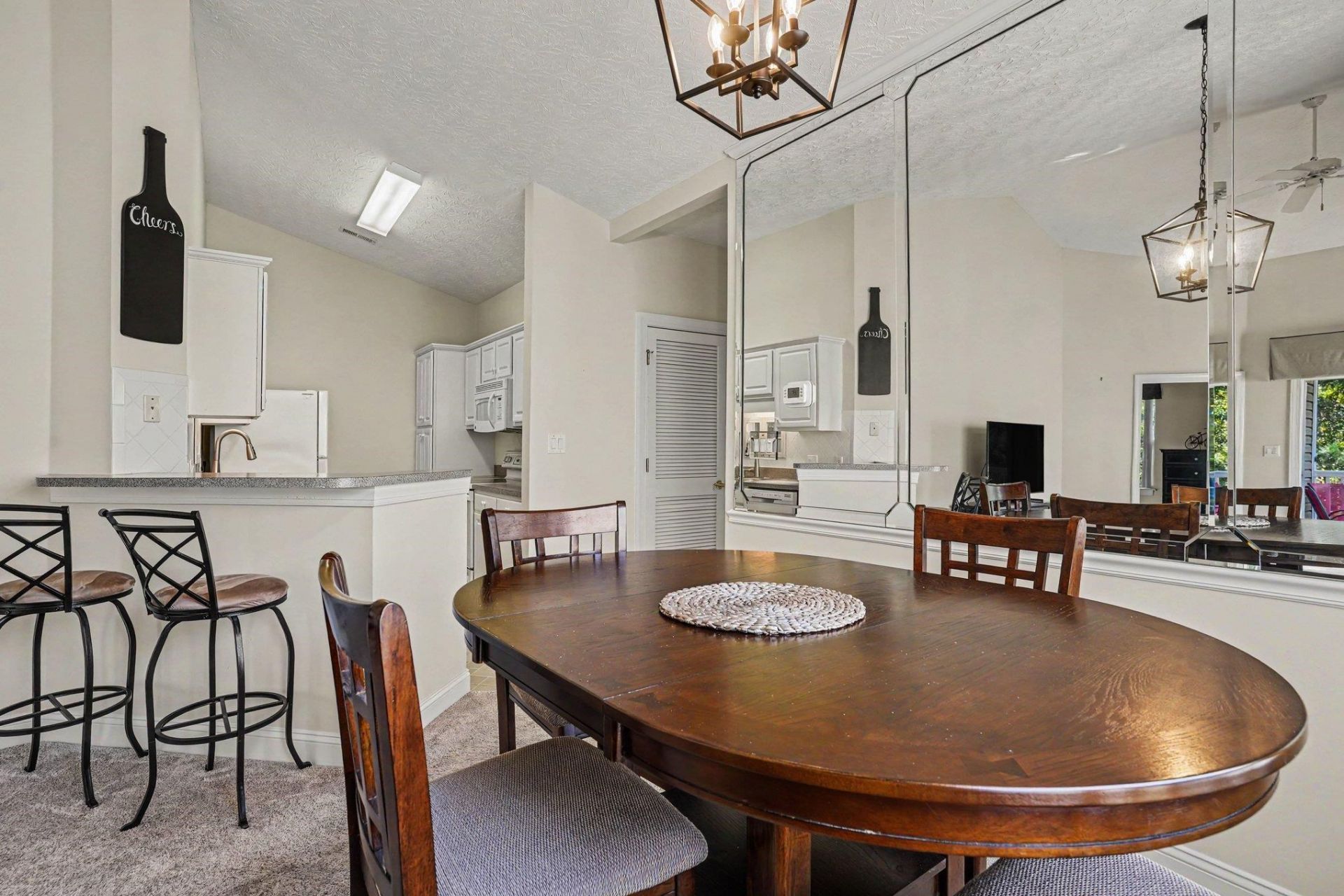 875 Palmetto Trail  Photo 8