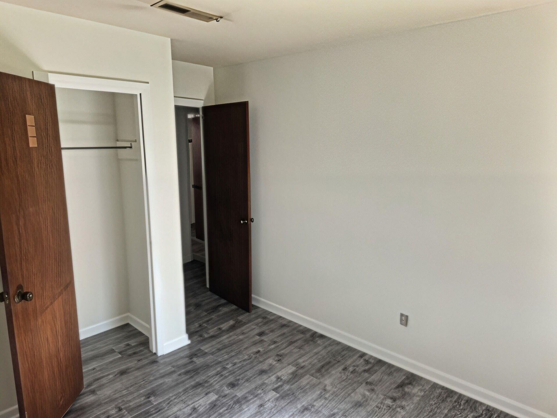 203 Eagle Drive Photo 14
