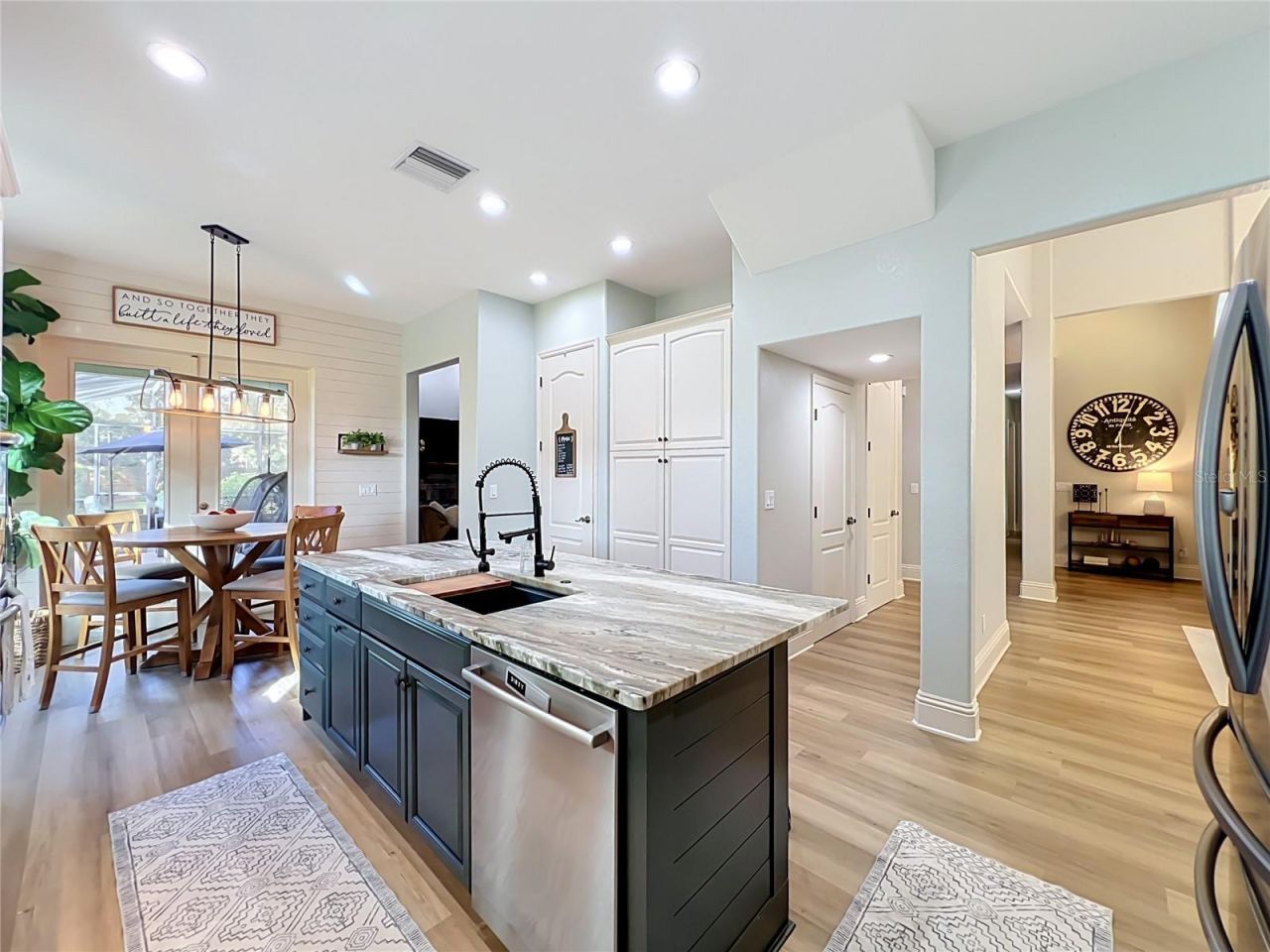 37011 Lake Yale Place , Grand Island, FL 32735 Photo