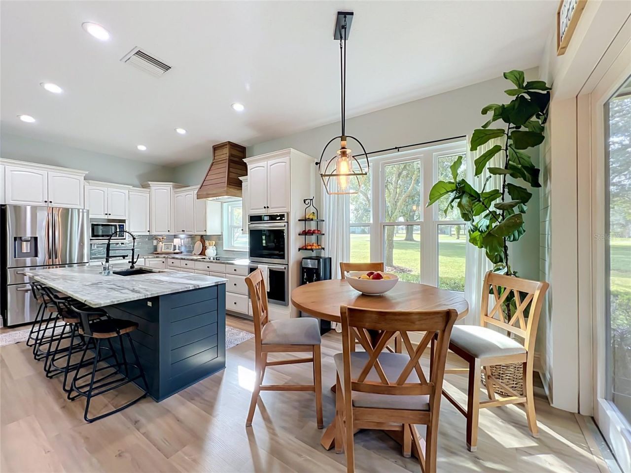 37011 Lake Yale Place , Grand Island, FL 32735 Photo