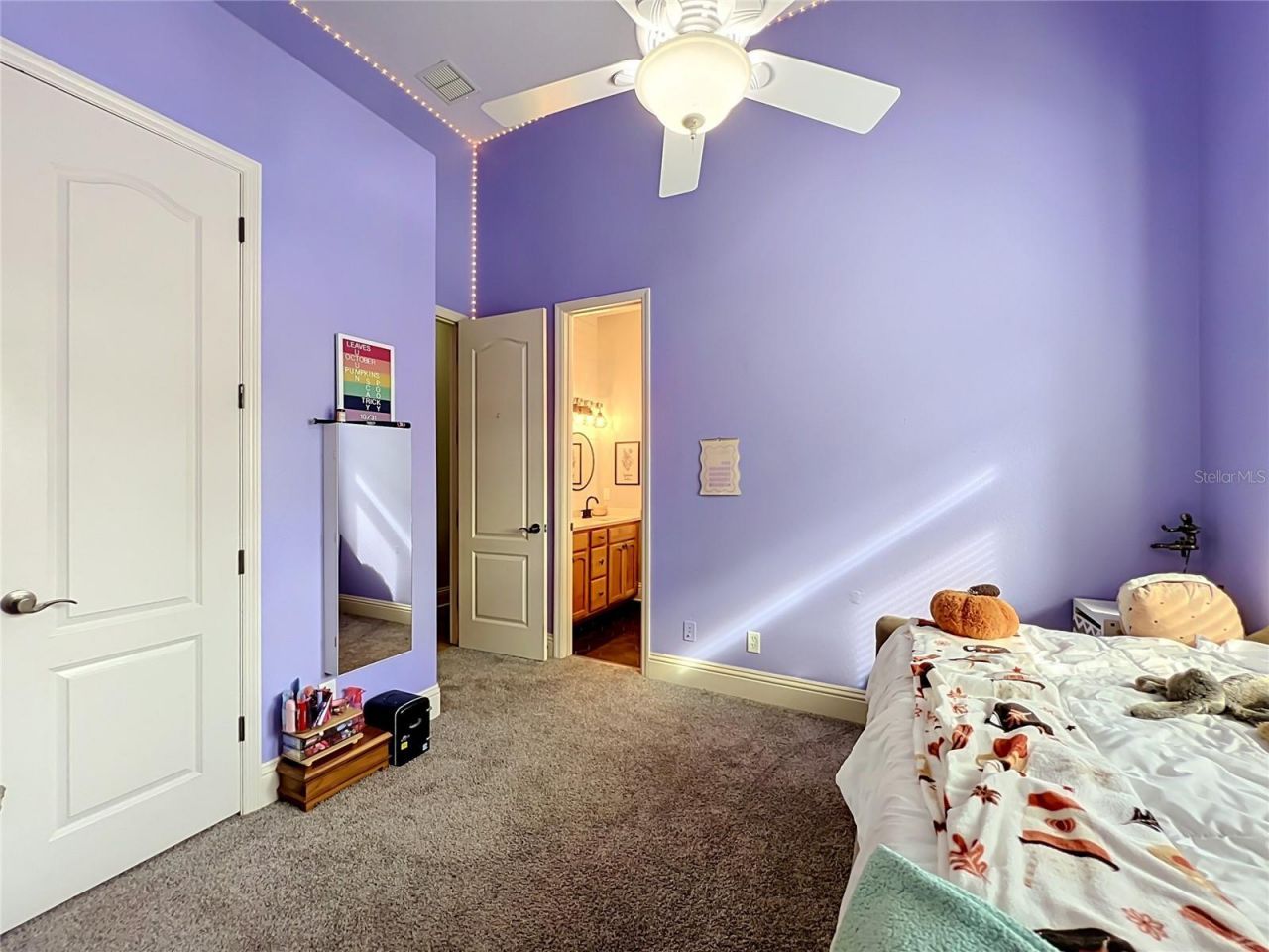 37011 Lake Yale Place , Grand Island, FL 32735 Photo