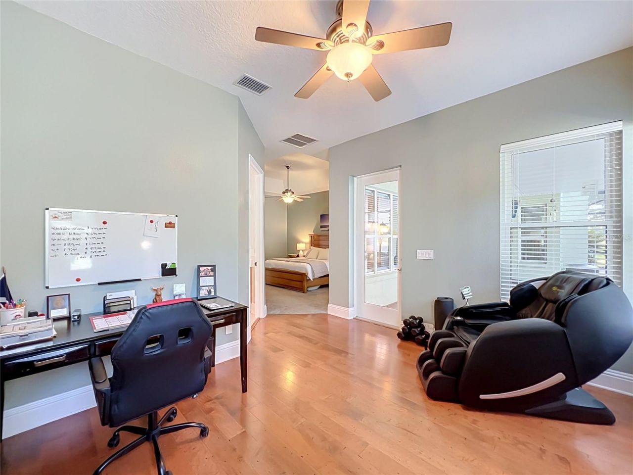 37011 Lake Yale Place , Grand Island, FL 32735 Photo