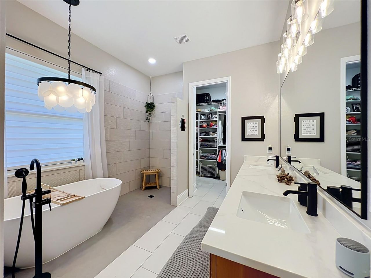 37011 Lake Yale Place , Grand Island, FL 32735 Photo