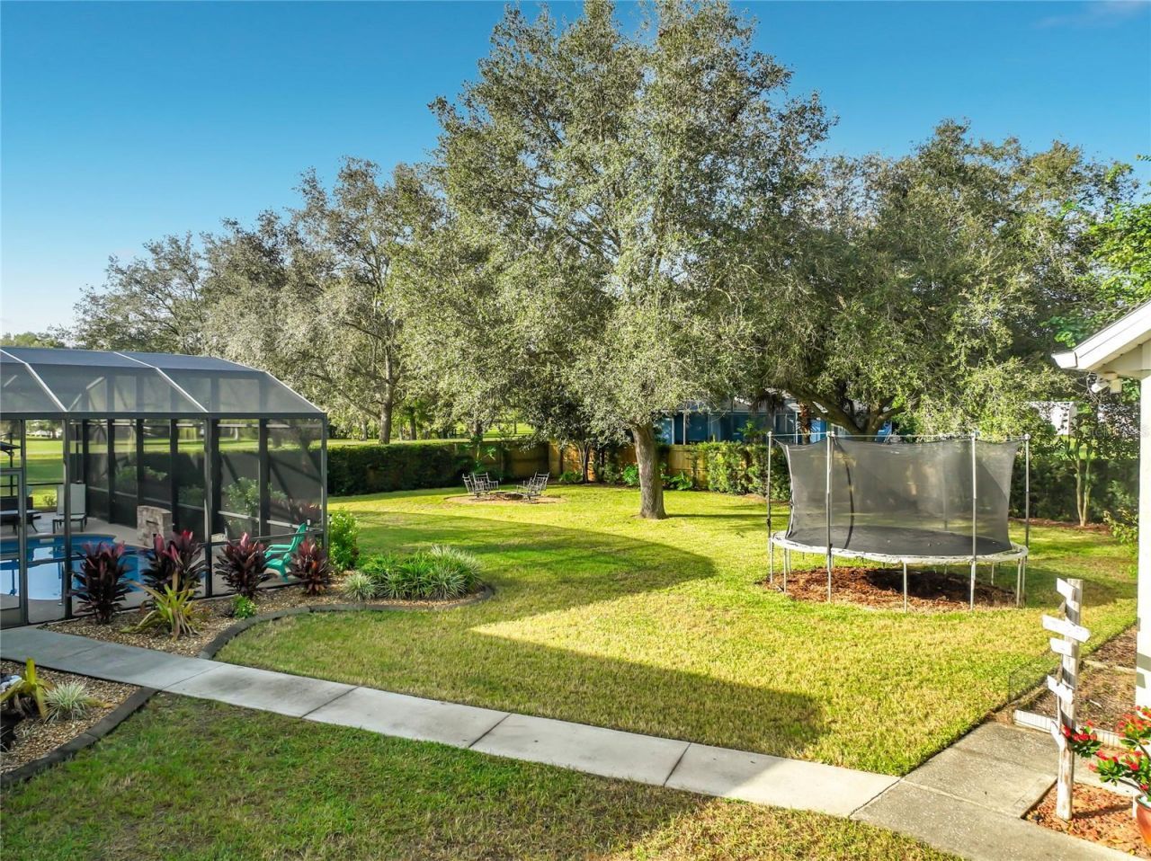 37011 Lake Yale Place , Grand Island, FL 32735 Photo