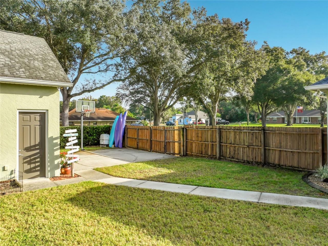 37011 Lake Yale Place , Grand Island, FL 32735 Photo