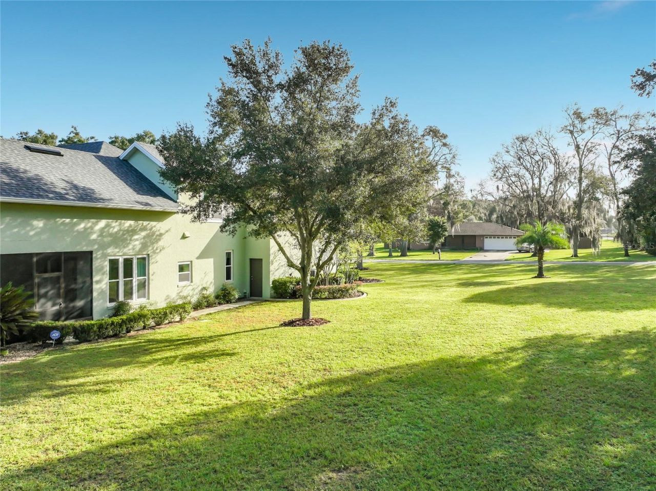 37011 Lake Yale Place , Grand Island, FL 32735 Photo
