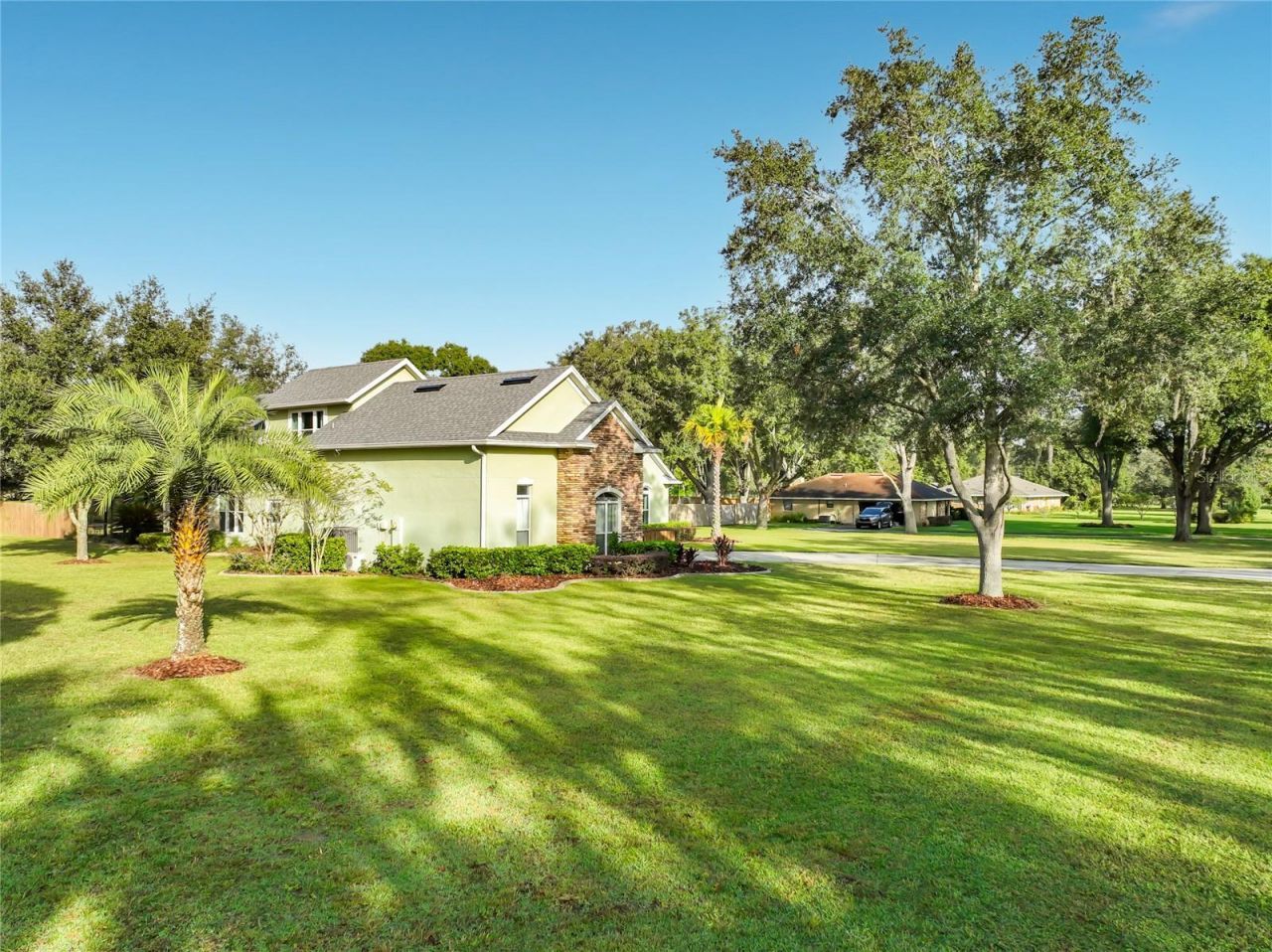 37011 Lake Yale Place , Grand Island, FL 32735 Photo