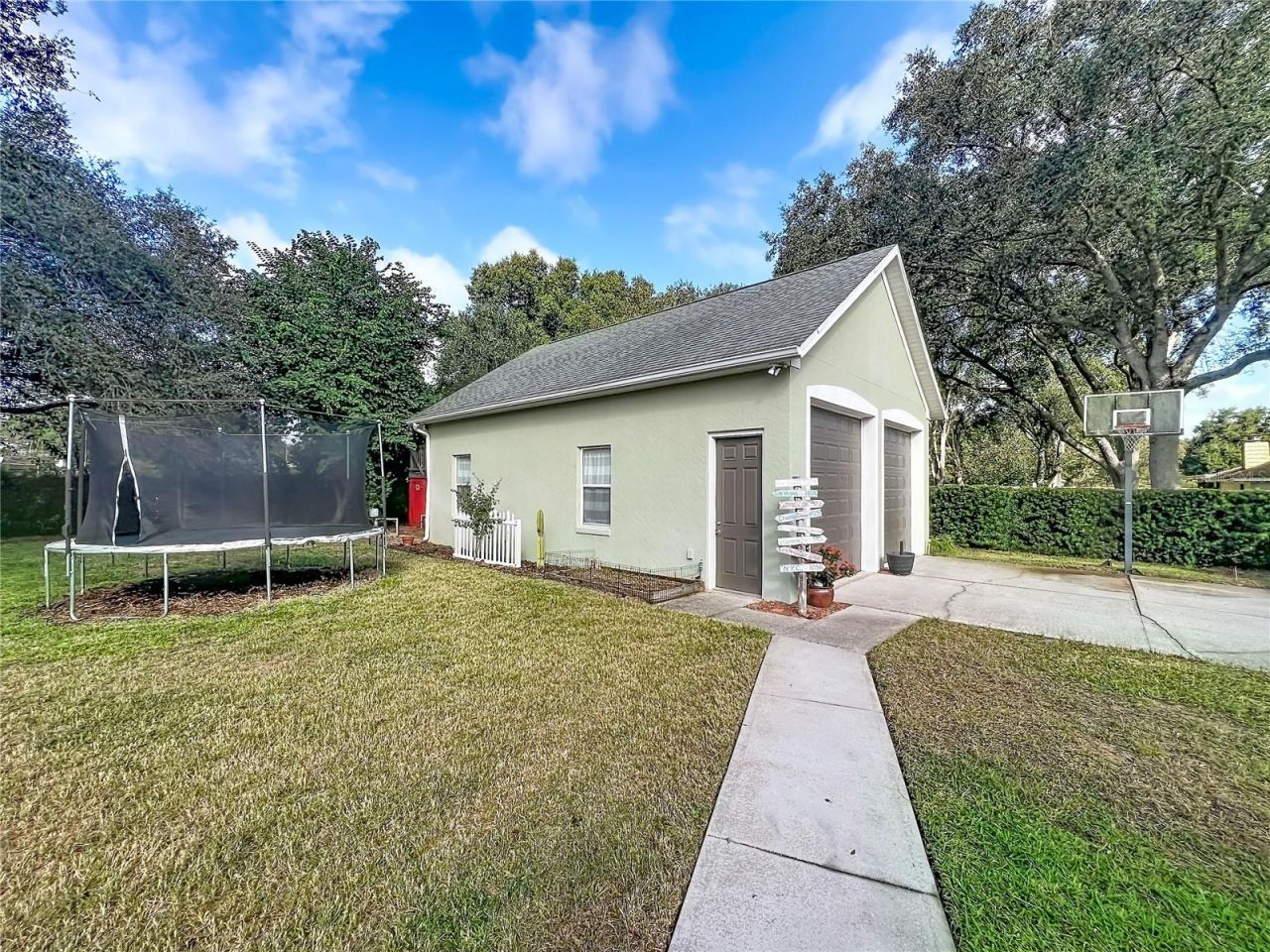 37011 Lake Yale Place , Grand Island, FL 32735 Photo