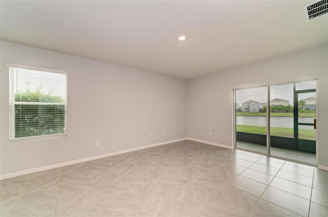 16818 Yard Spring Drive, Lakewood Ranch, FL 34211 Photo