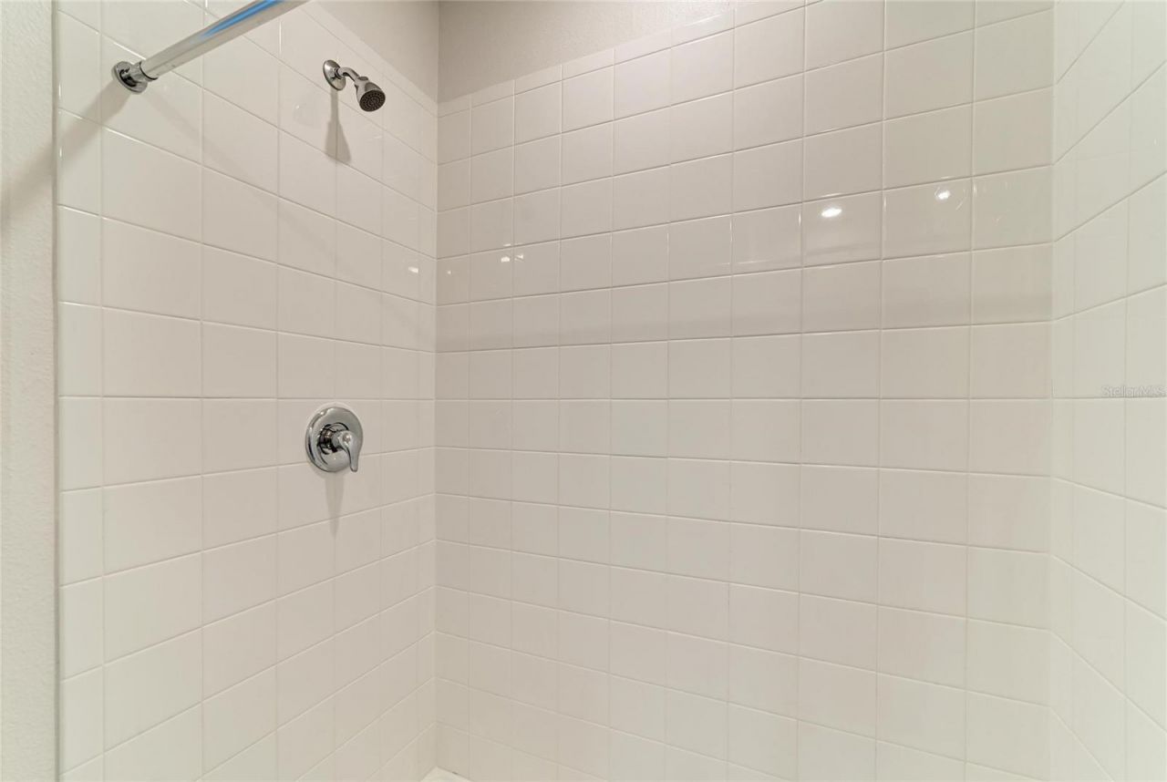 16818 Yard Spring Drive, Lakewood Ranch, FL 34211 Photo
