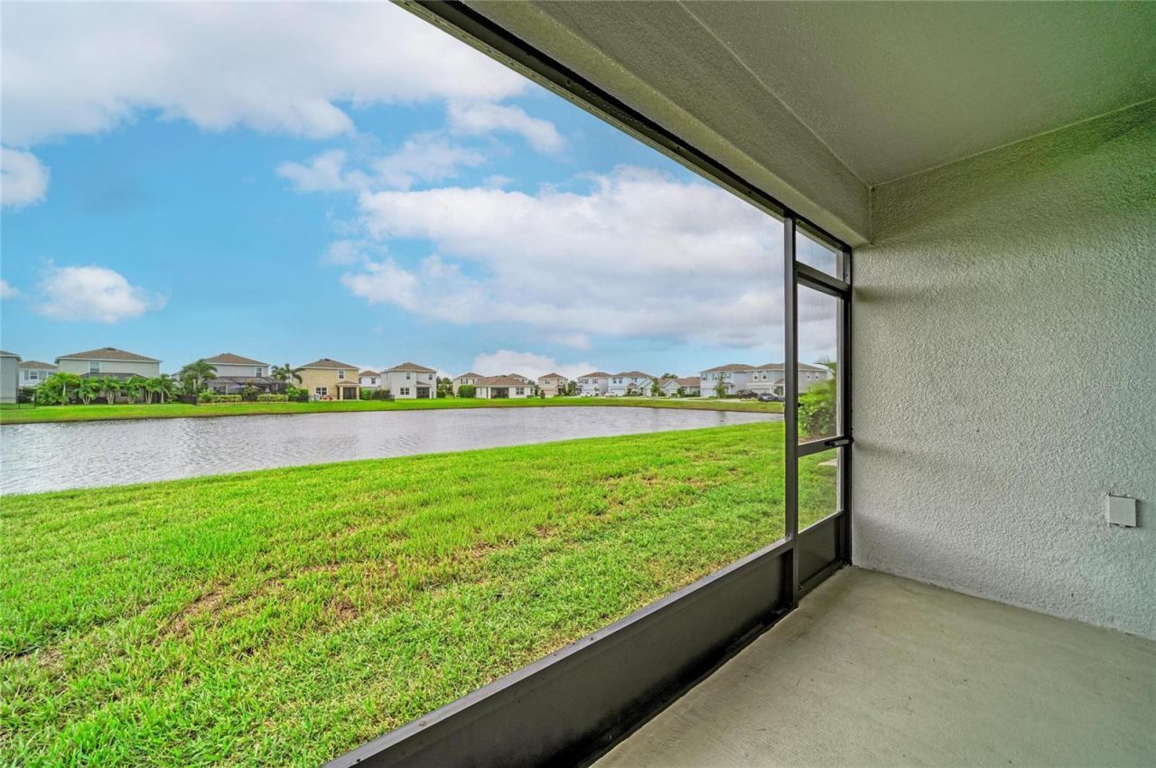 16818 Yard Spring Drive, Lakewood Ranch, FL 34211 Photo