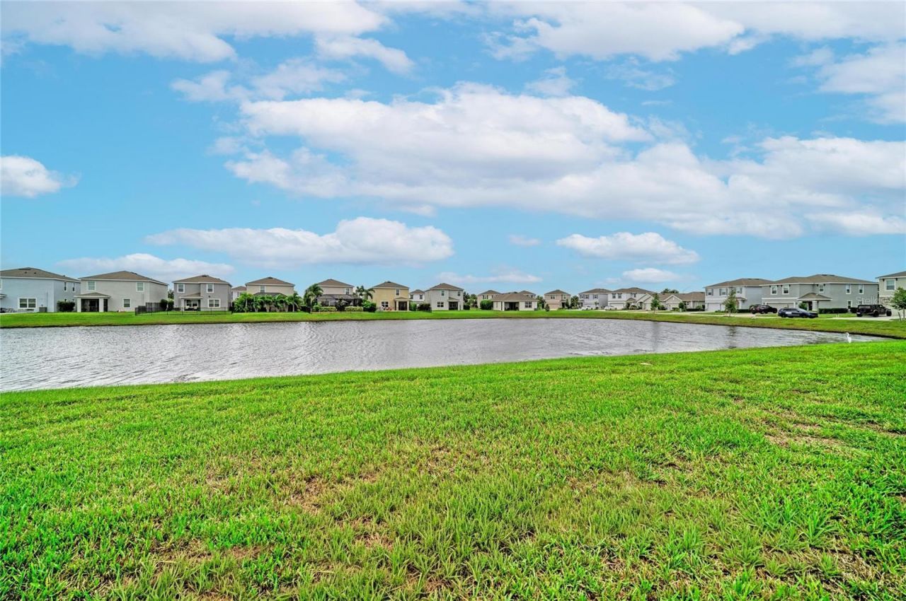 16818 Yard Spring Drive, Lakewood Ranch, FL 34211 Photo