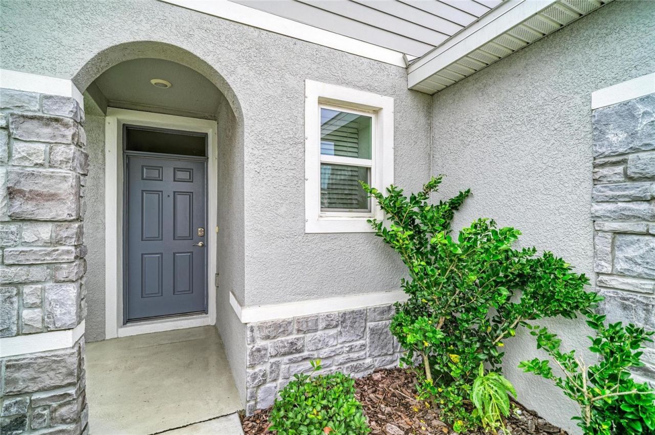 16818 Yard Spring Drive, Lakewood Ranch, FL 34211 Photo