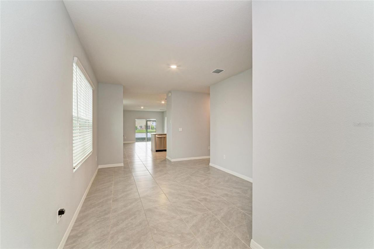 16818 Yard Spring Drive, Lakewood Ranch, FL 34211 Photo