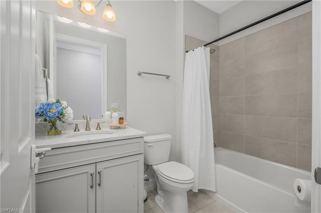 16749 Seasons Coast Dr , Bonita Springs, FL 34135 Photo