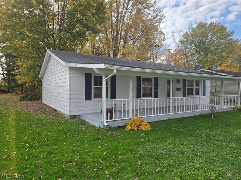 836 S Nearing Circle , Geneva, OH 44041 Photo 4