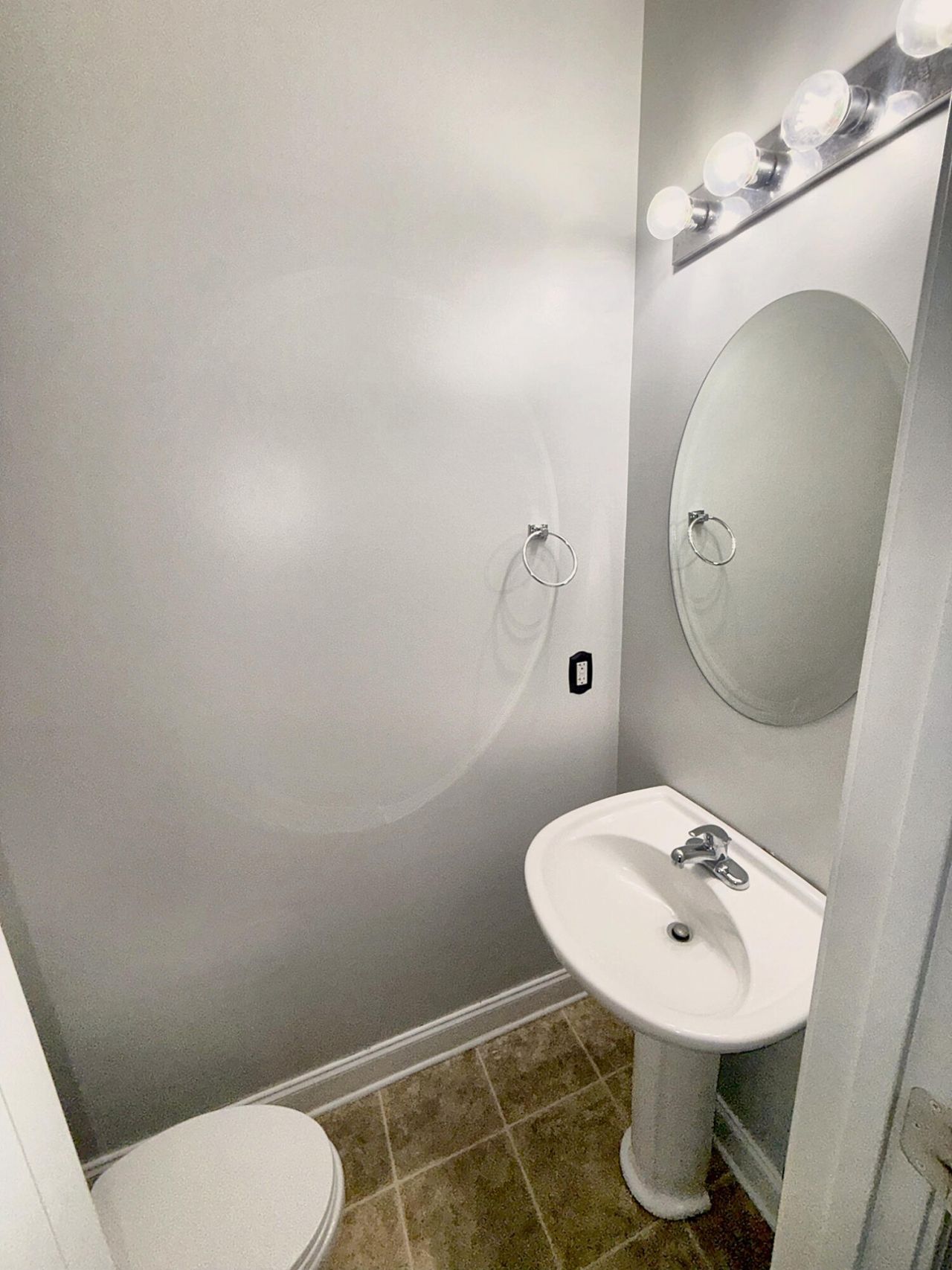 310 Springdale Court Photo 4