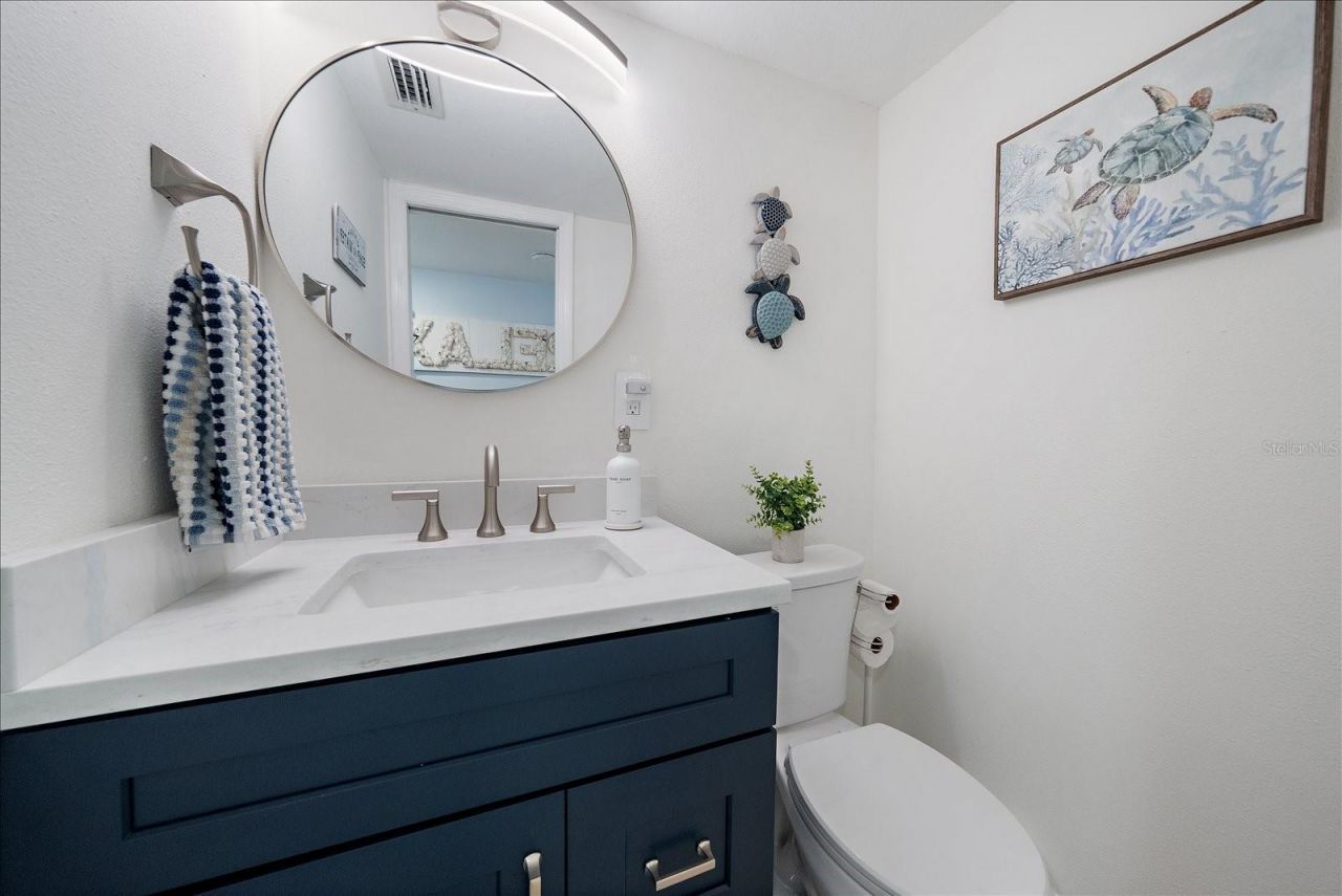 575 Sutton Place , Longboat Key, FL 34228 Photo