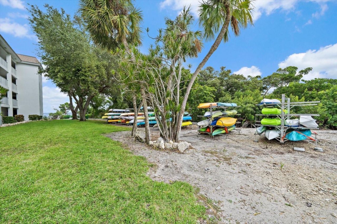 575 Sutton Place , Longboat Key, FL 34228 Photo