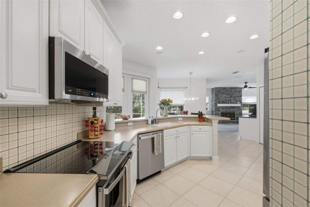11025 Lake Katherine Circle, Clermont, FL 34711 Photo