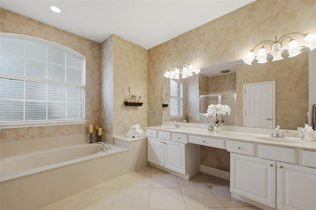 11025 Lake Katherine Circle, Clermont, FL 34711 Photo