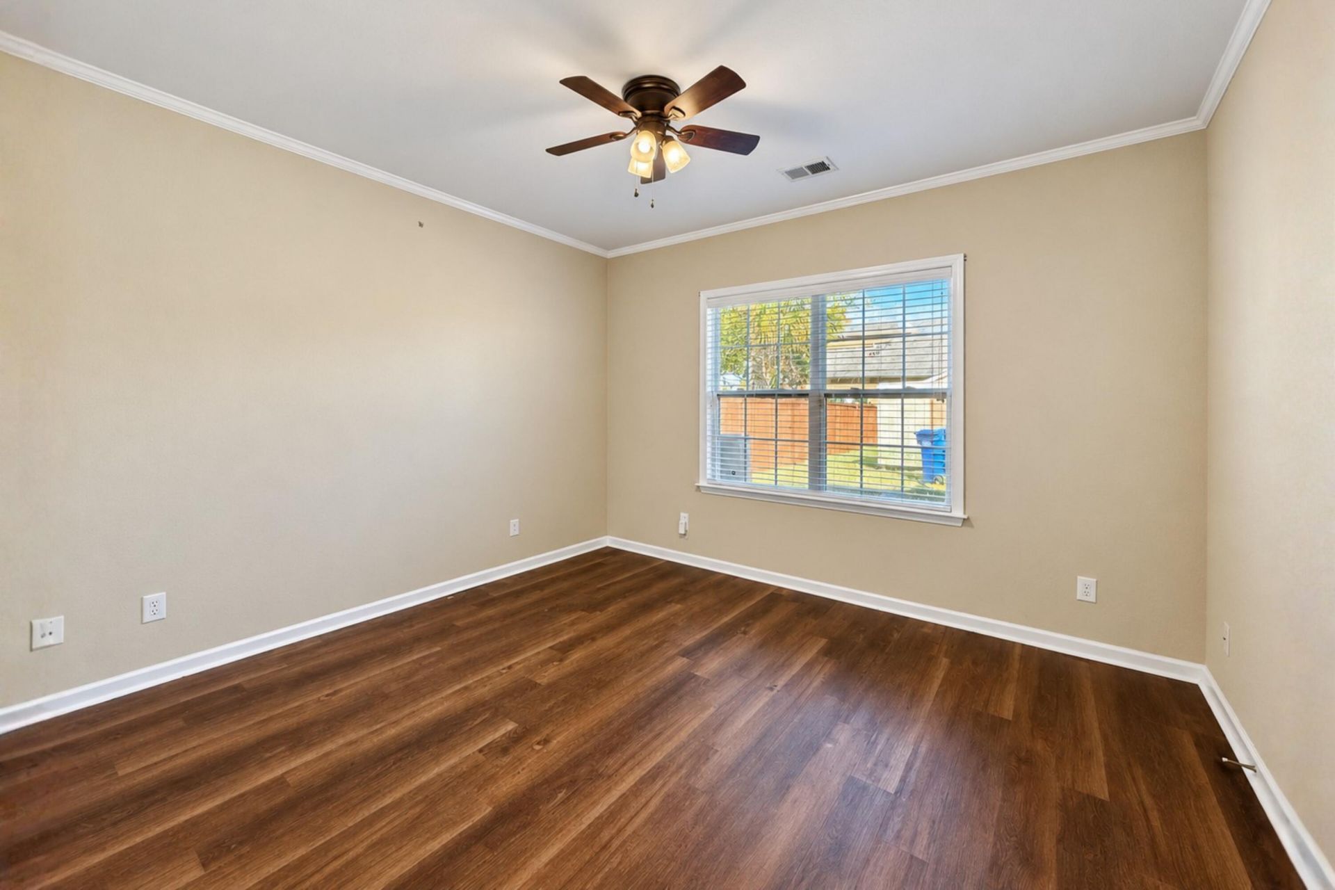 8512 Marsh Overlook Photo 15