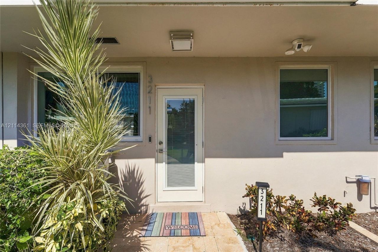 3211 SE 11th St 3e, Pompano Beach, FL 33062 Photo
