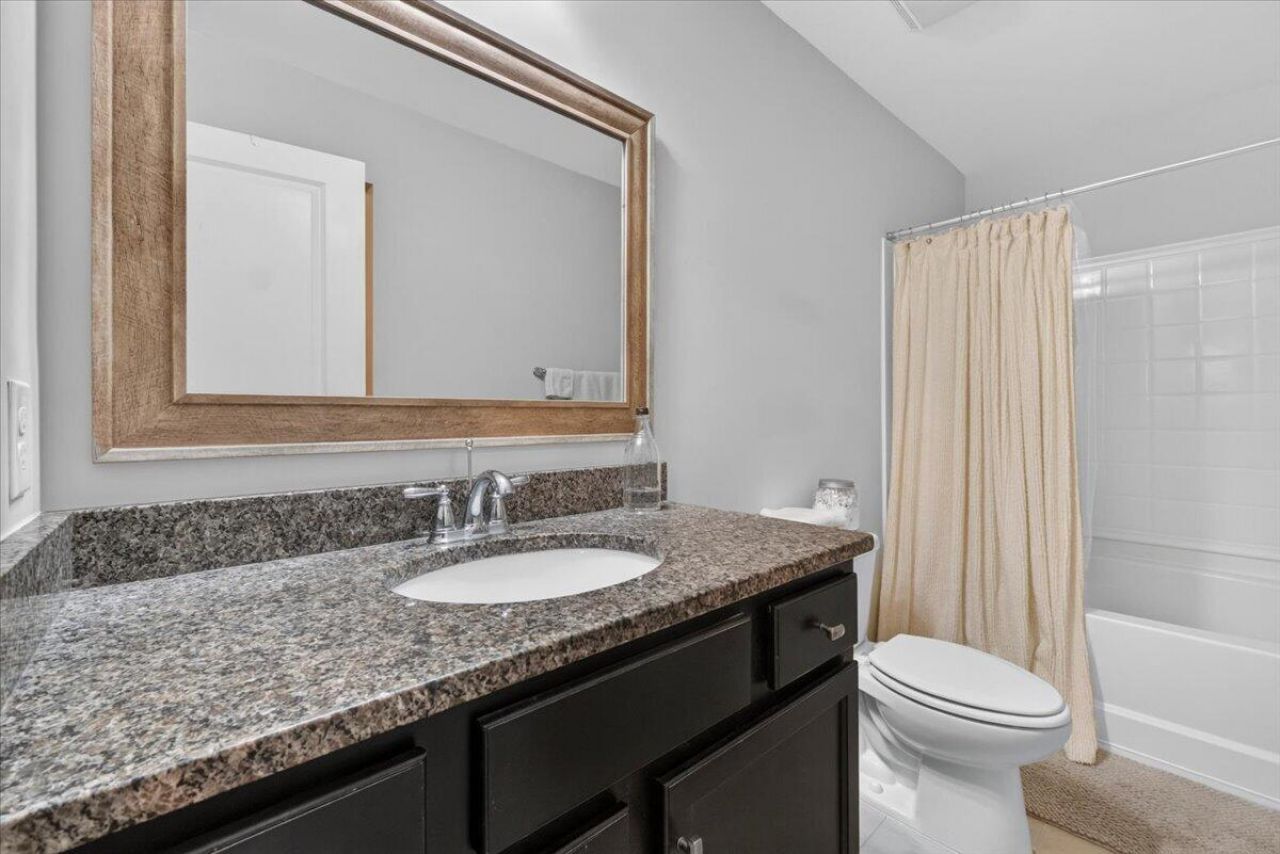 205 Bennett Lane Photo 17