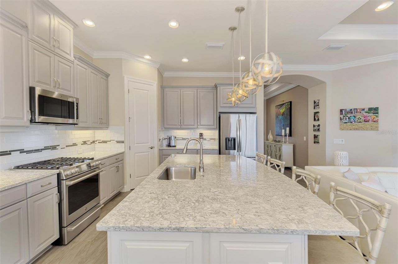 5380 Manchini Street, Sarasota, FL 34238 Photo
