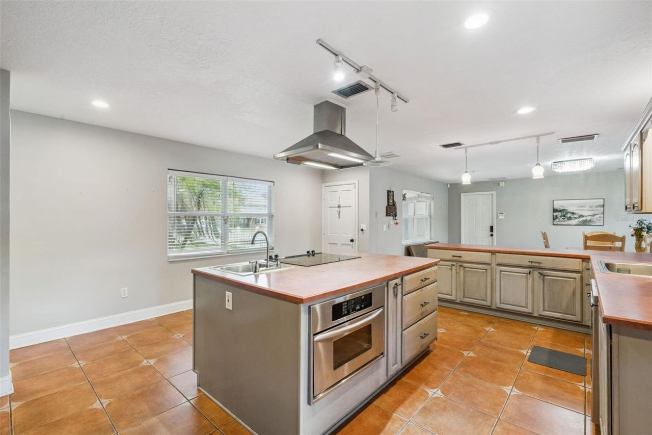 710 Avocado Street, Saint Cloud, FL 34769 Photo