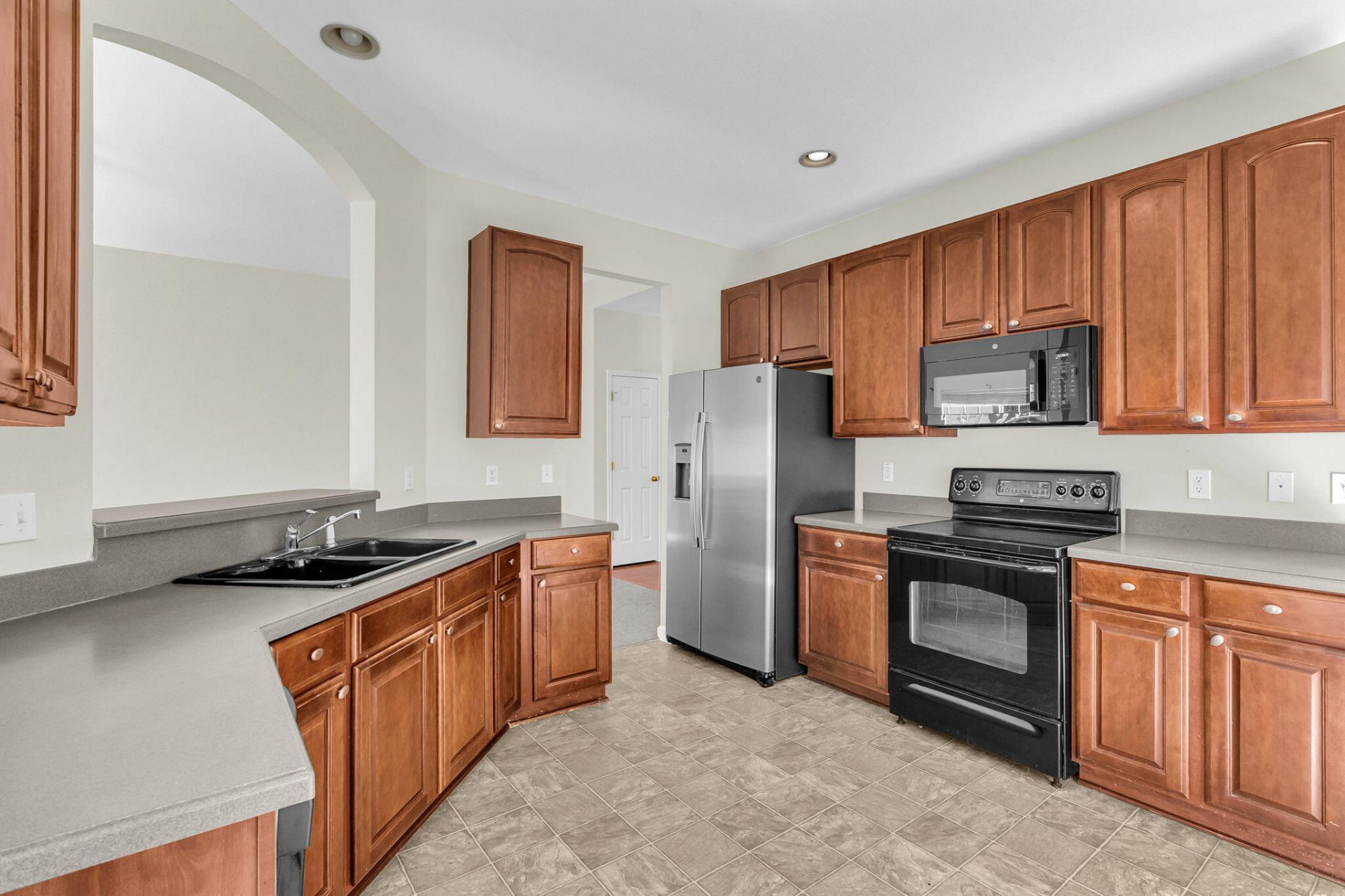 7507 Hawks Circle Photo 11