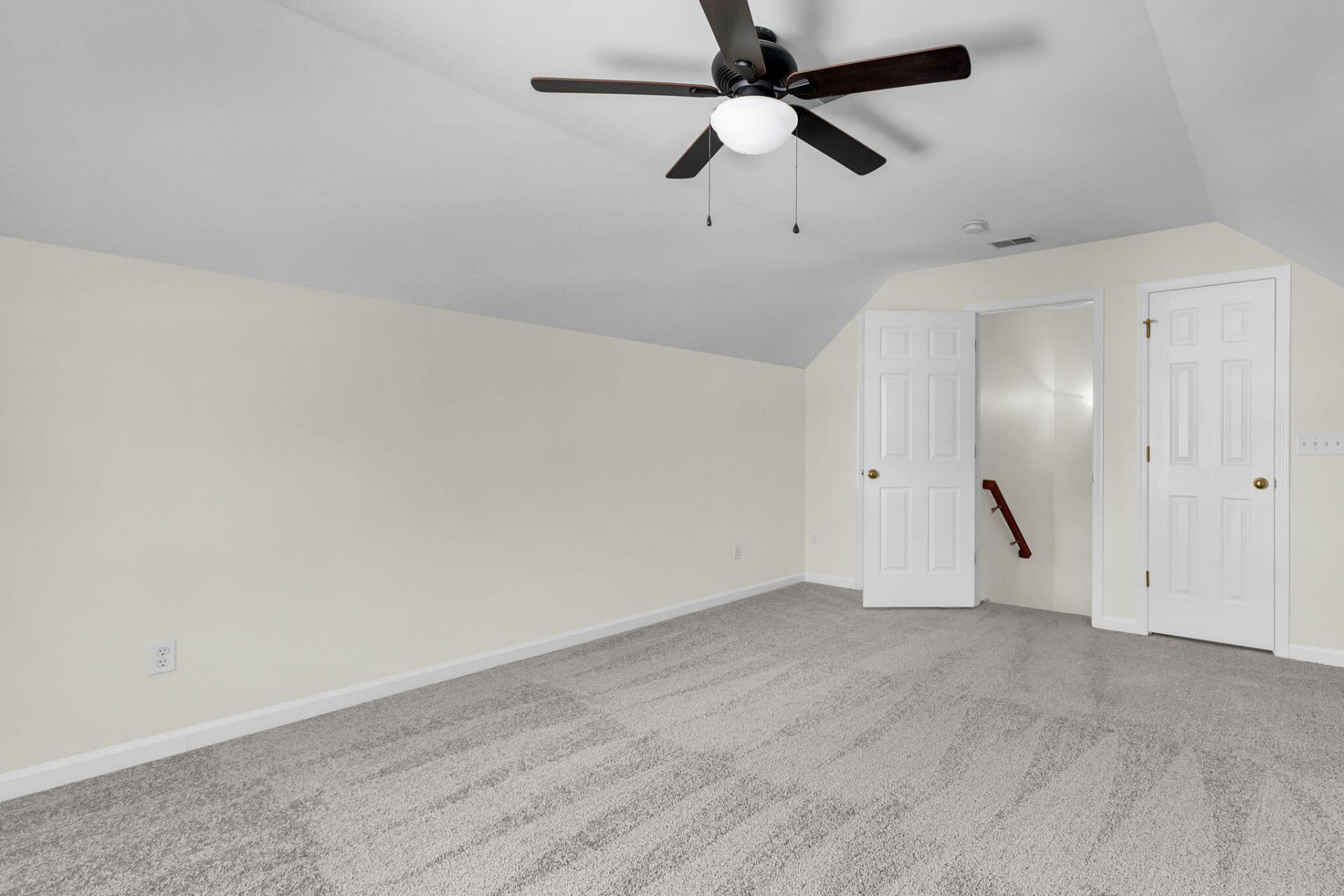 7507 Hawks Circle Photo 17