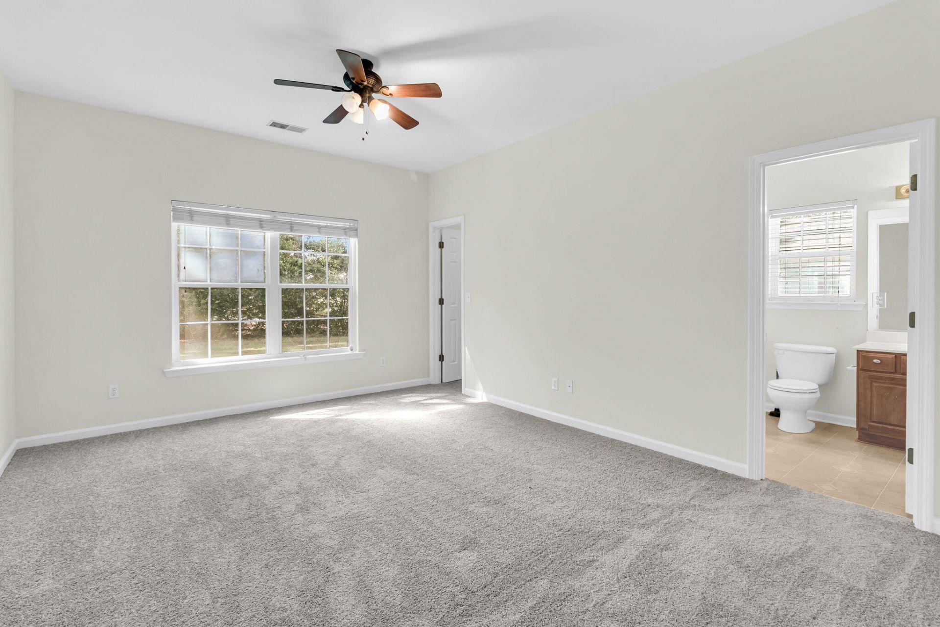 7507 Hawks Circle Photo 22