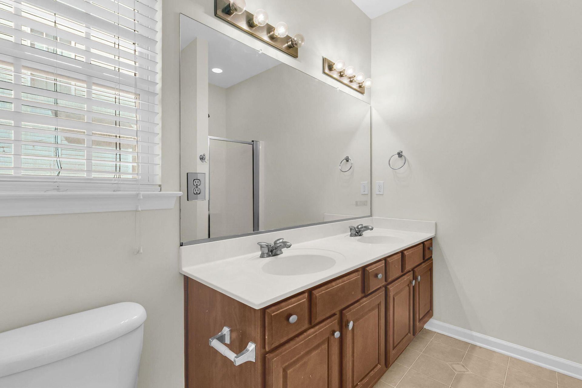 7507 Hawks Circle Photo 25