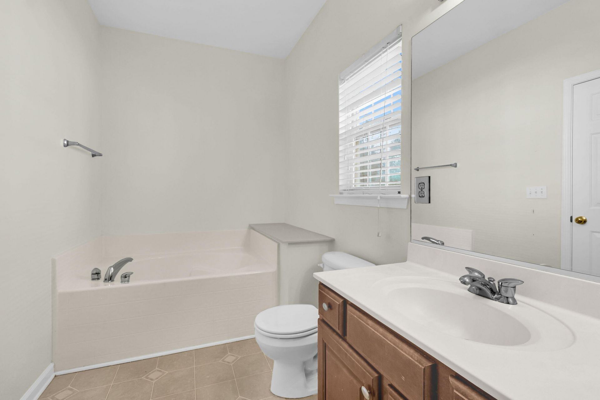 7507 Hawks Circle Photo 26
