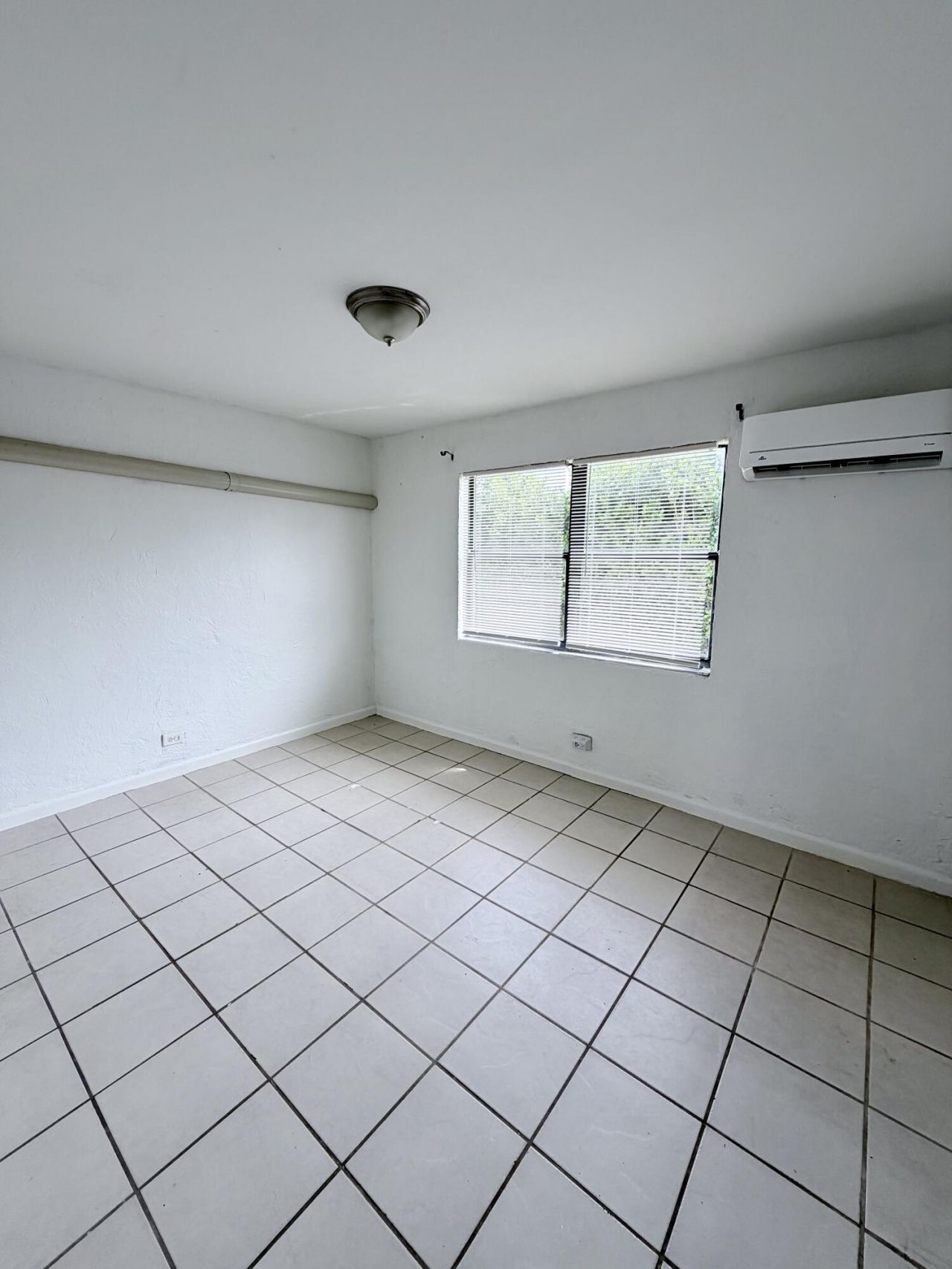 1409 W 33rd Street, Unit 2, Riviera Beach, FL 33404 Photo