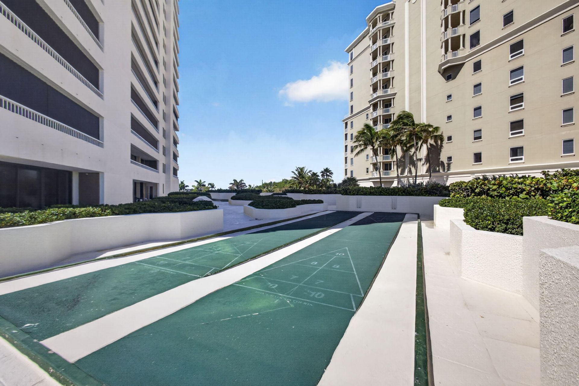 5280 N Ocean Drive, Unit 4D, Singer Island, FL 33404 Photo