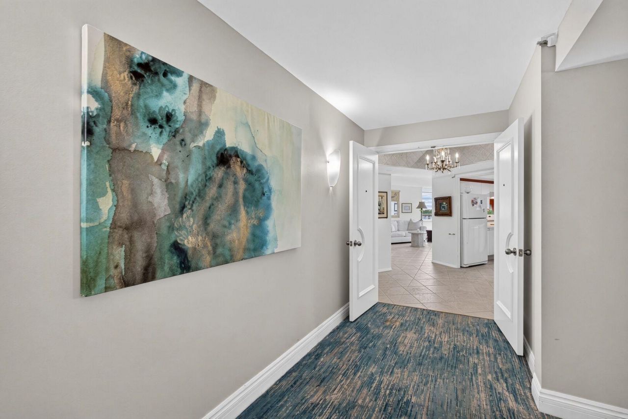 5280 N Ocean Drive, Unit 4D, Singer Island, FL 33404 Photo