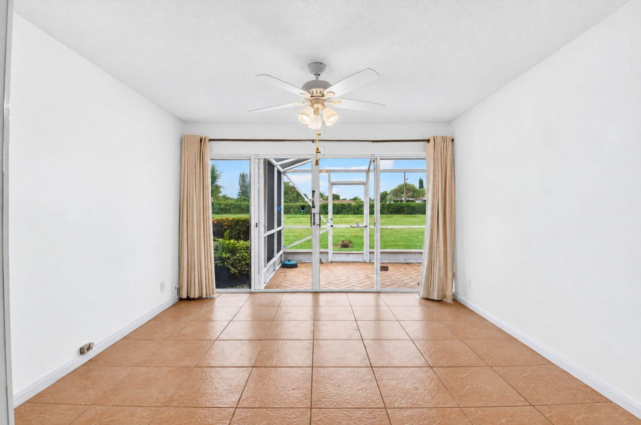 5726 Royal Lake Circle, Boynton Beach, FL 33437 Photo
