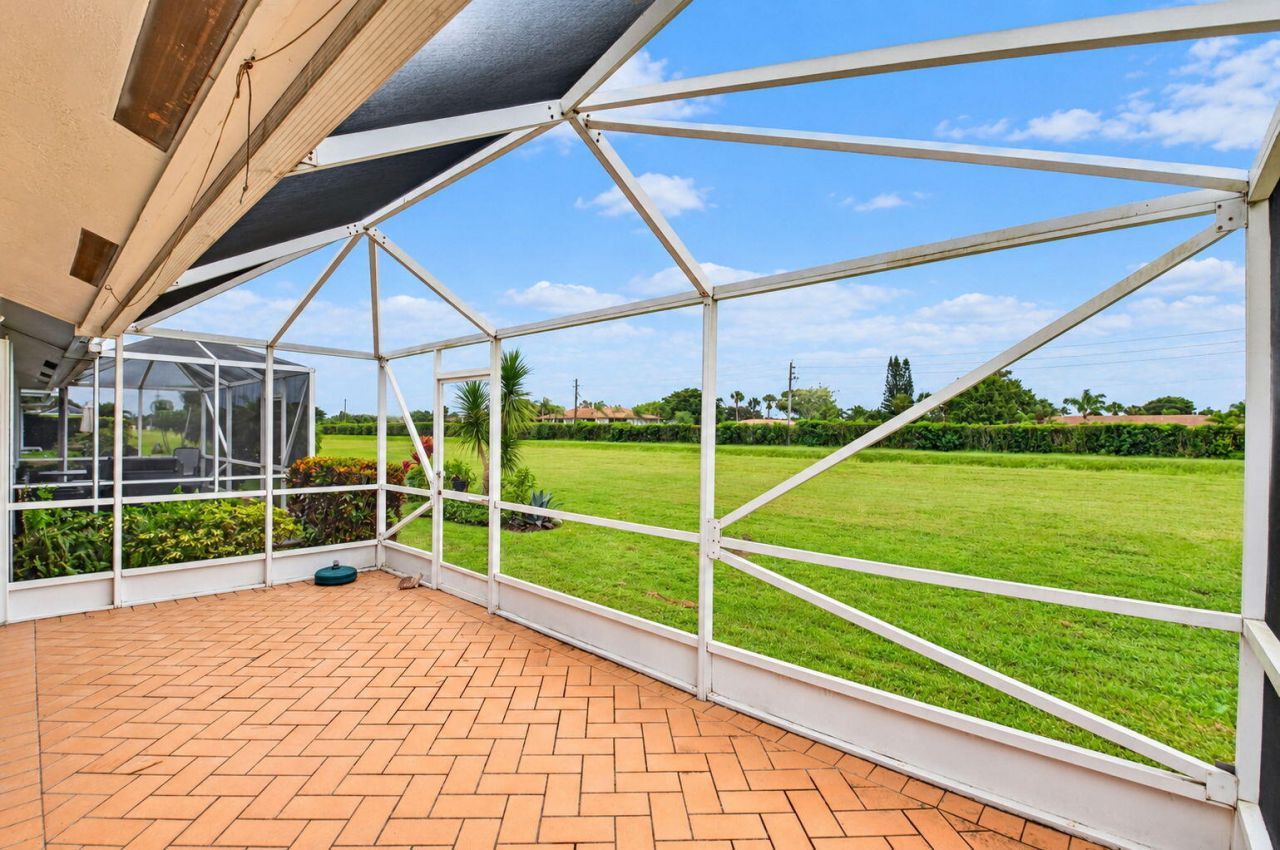 5726 Royal Lake Circle, Boynton Beach, FL 33437 Photo