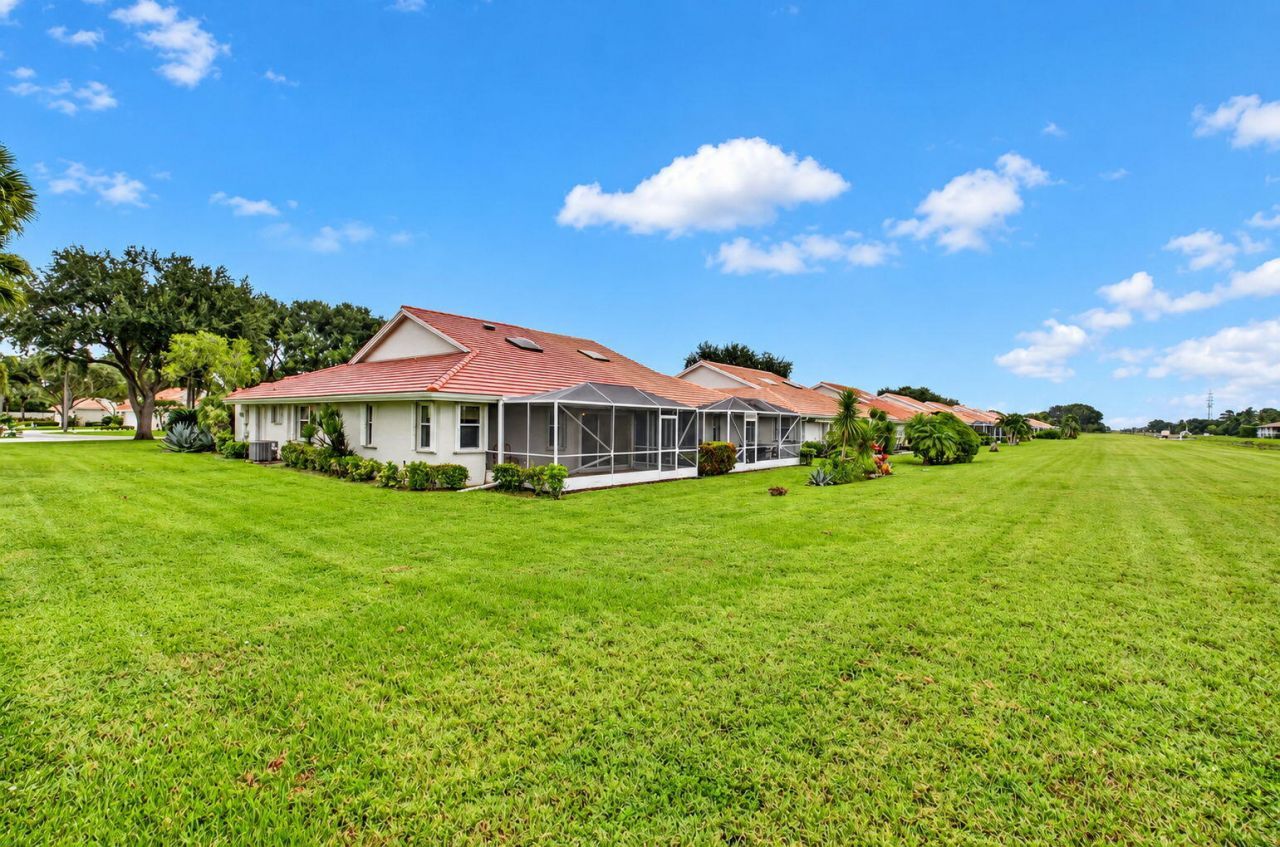 5726 Royal Lake Circle, Boynton Beach, FL 33437 Photo
