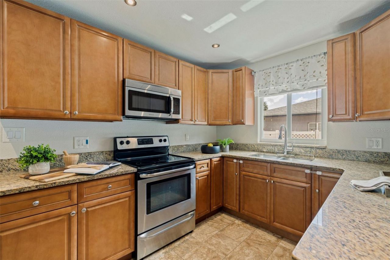 1825 Cleveland Street , Clearwater, FL 33765 Photo