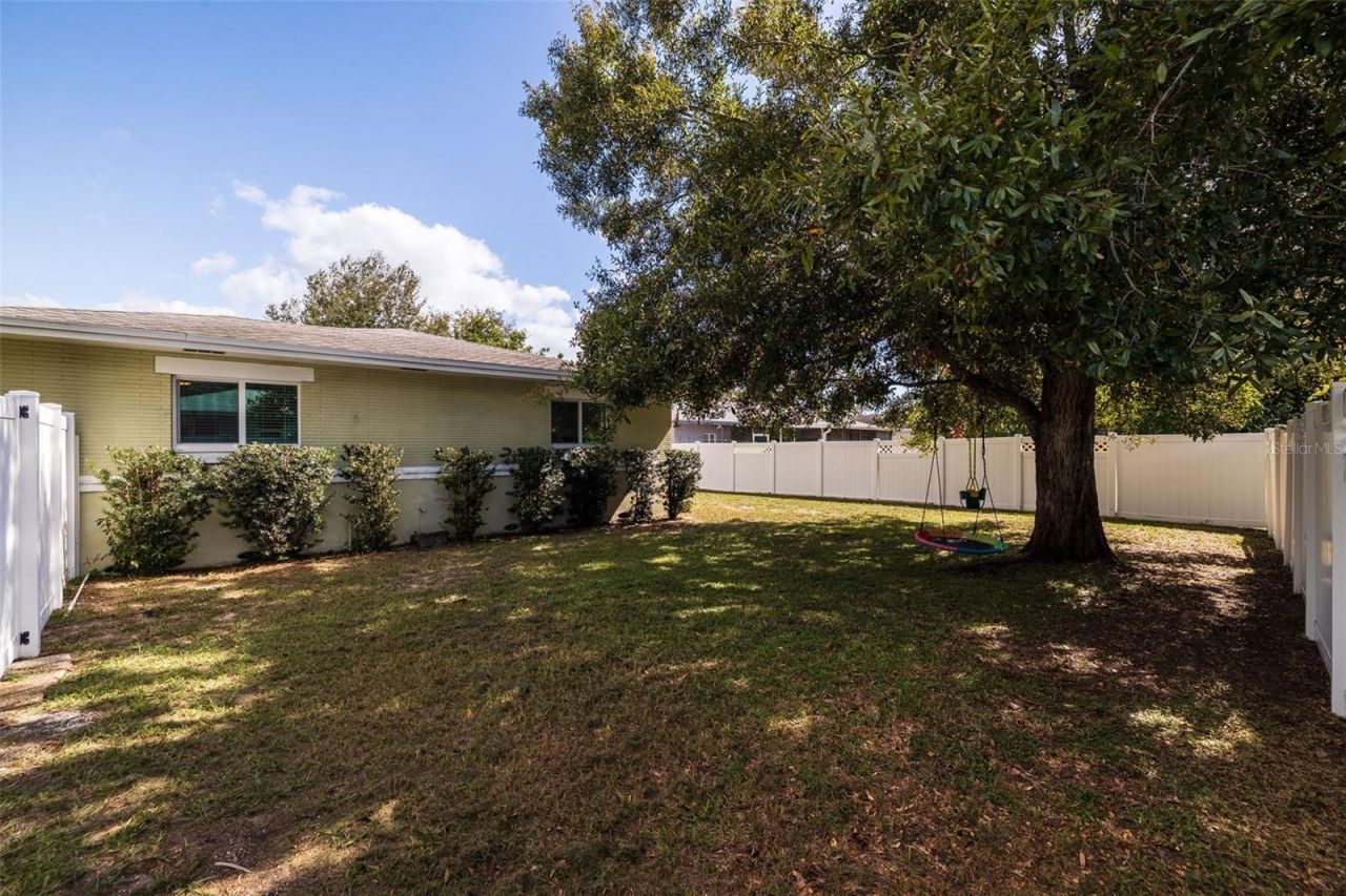 1825 Cleveland Street , Clearwater, FL 33765 Photo