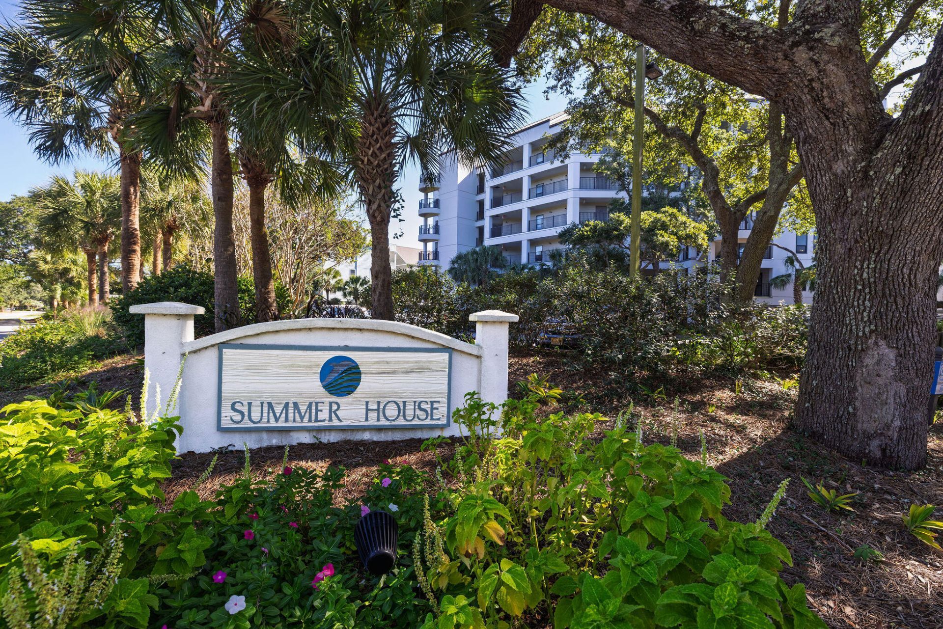 8000 Palmetto Drive Photo 23